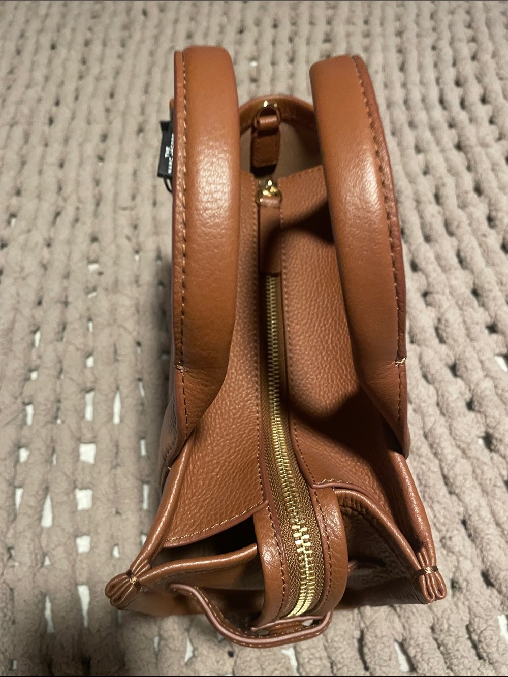 Marc Jacobs The Tote Bag Small Pebbled Leather in Cognac NWT - Picture 7 of 15